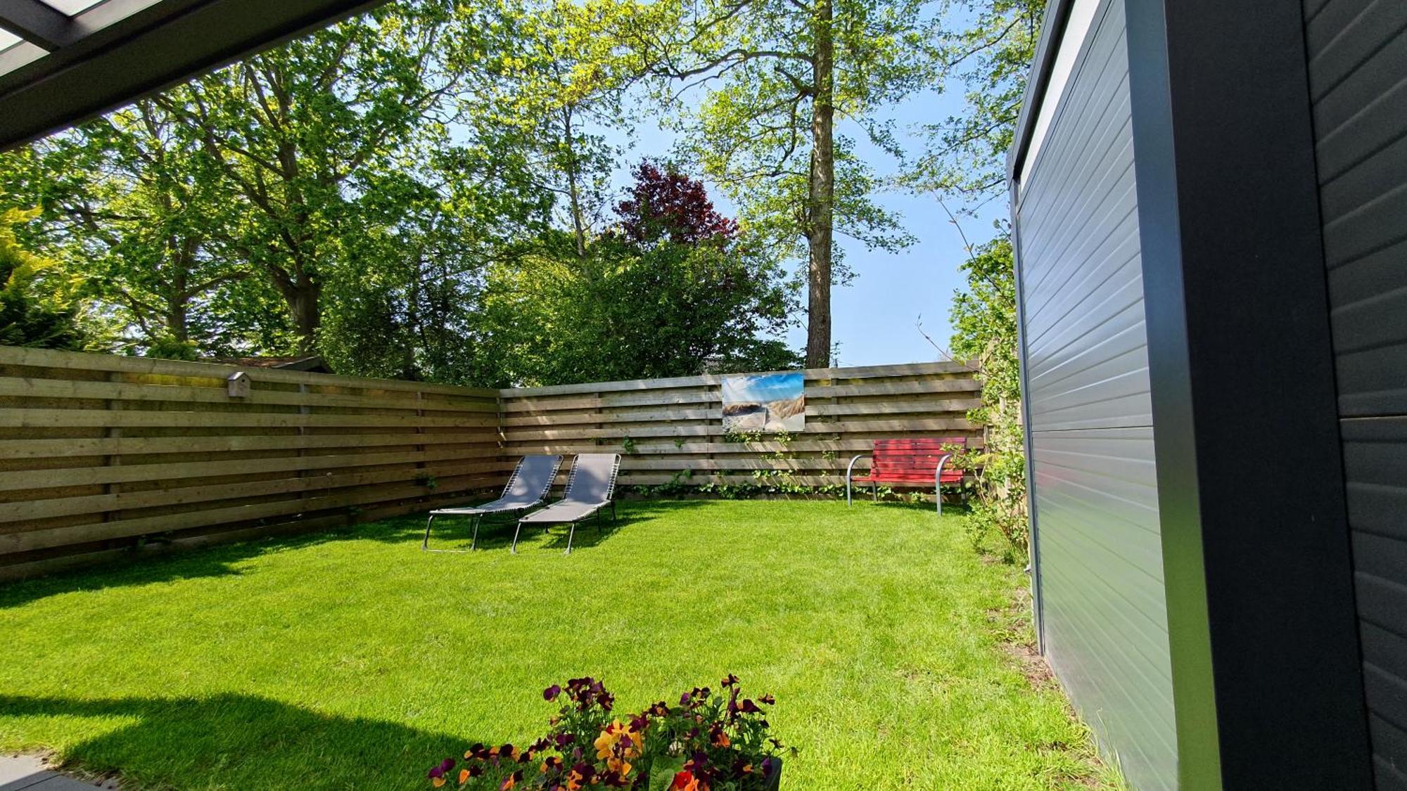 Luxe Zomerwoning Met Omheinde Tuin Voor Hond En Kinderen Dirkshorn Bagian luar foto