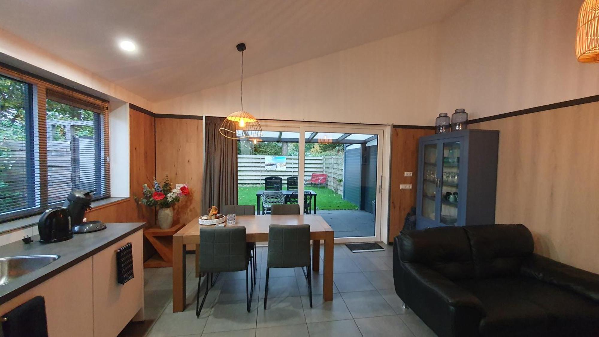 Luxe Zomerwoning Met Omheinde Tuin Voor Hond En Kinderen Dirkshorn Bagian luar foto