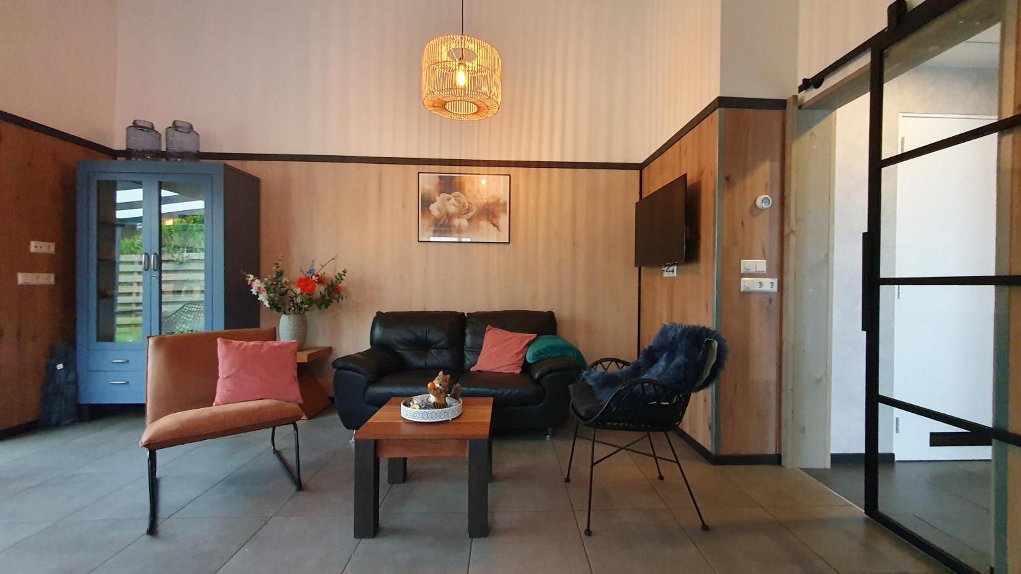 Luxe Zomerwoning Met Omheinde Tuin Voor Hond En Kinderen Dirkshorn Bagian luar foto
